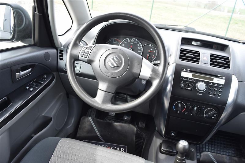 Suzuki SX4 1,6 I 79KW 4X4 TAŽNÉ VÝHŘEV - fotka 30 z 48