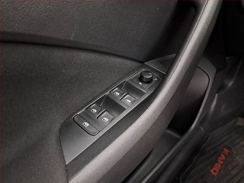 Škoda Kamiq (2024) Ambition 1.0 TSI - fotka 21 z 22