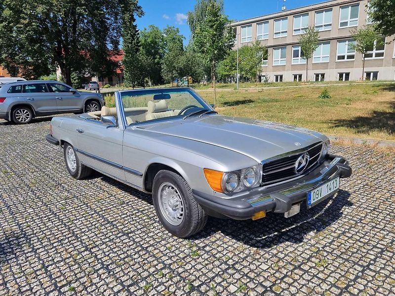Mercedes-Benz SL (1974) 450 - fotka 2 z 11