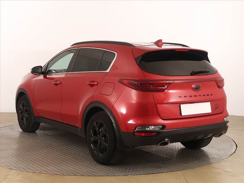 Kia Sportage (2021) 1.6 T-GDI, Automat, Serv.kniha - fotka 4 z 19