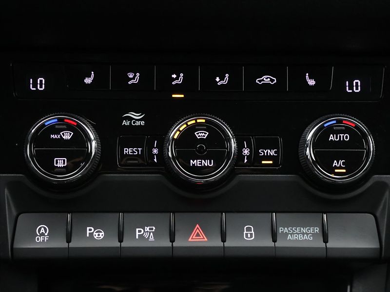 Škoda Kodiaq 2,0 TDI 147kW DSG Style 4x4 DP - fotka 32 z 43