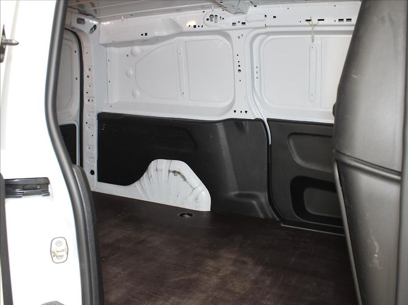 Toyota ProAce City 1,5 D 75kW 75tkm. 1.maj.ČR - fotka 16 z 18