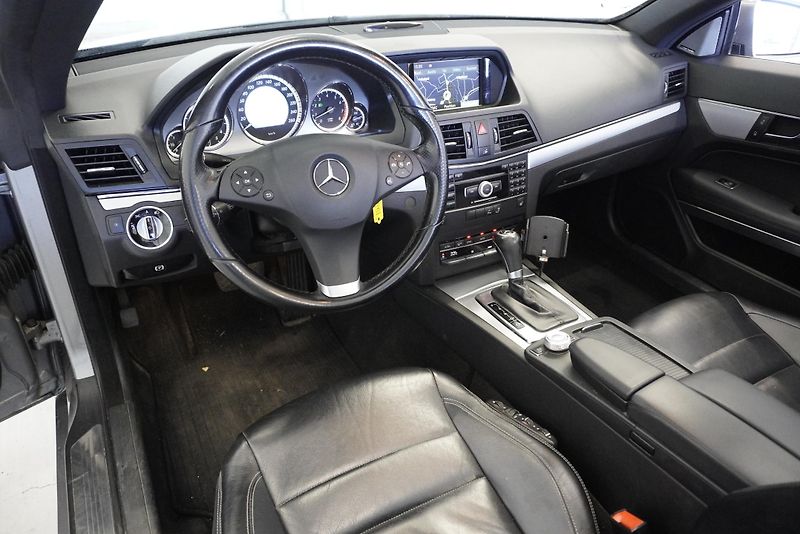 Mercedes-Benz Třídy E E350 CGI AVANTGARDE - fotka 12 z 26