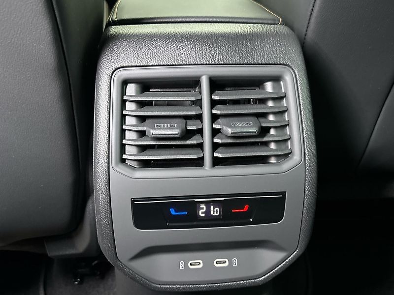 Cupra Formentor DSG - fotka 22 z 30