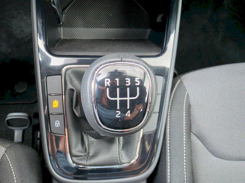 Škoda Fabia (2025) 1,0TSI 70KW SELECTION - fotka 18 z 30