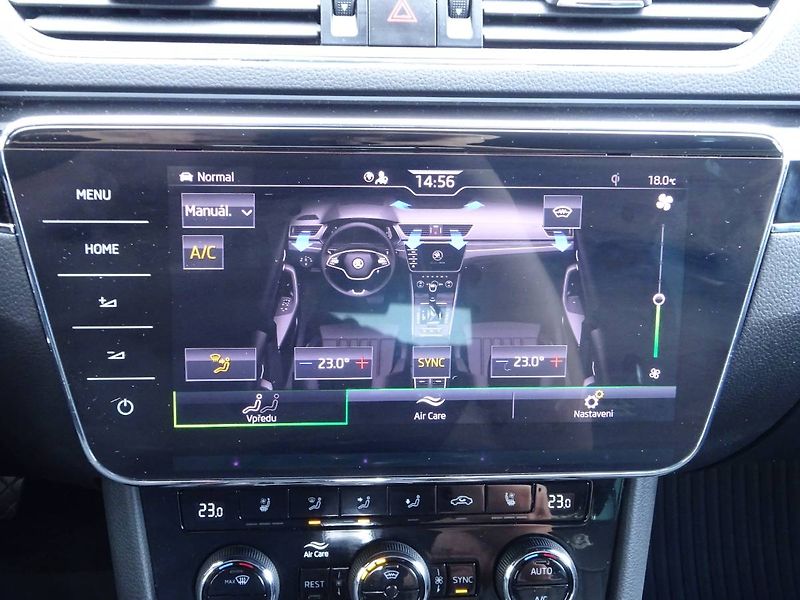 Škoda Superb (2022) 2,0 TDi/ 147kW DSG 4x4 L&K - fotka 9 z 29