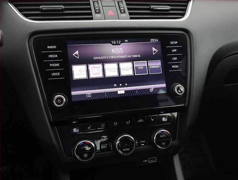 Škoda Octavia (2018) Style 1.6 TDI, Tempomat - fotka 10 z 20