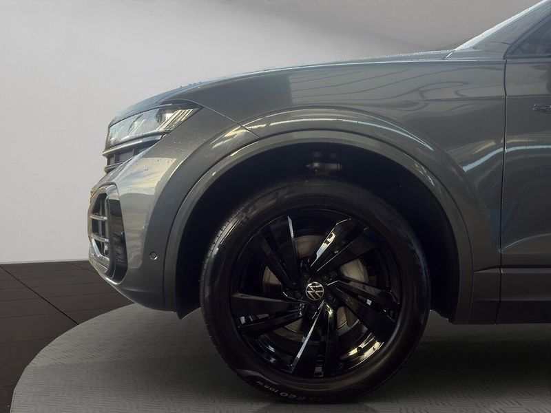 Volkswagen Touareg TDI 210kW R-Line Taž ACC Venti - fotka 9 z 14