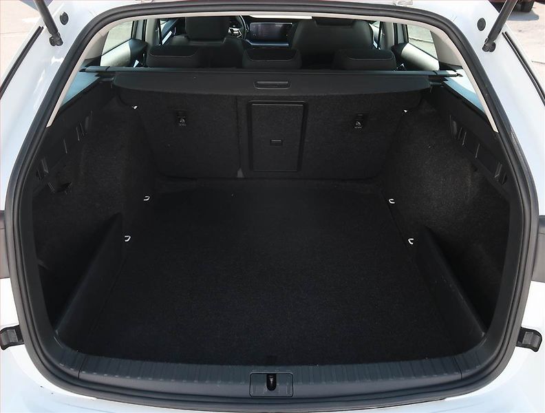 Škoda Octavia (2020) Ambition Plus 2.0 TDI - fotka 13 z 21