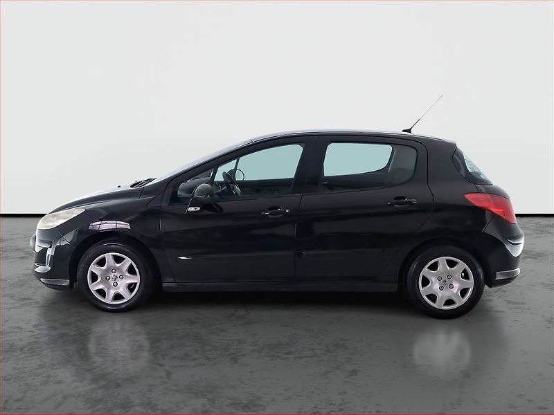 Peugeot 308 (2010) 1.6 HDi, po STK, Tažné - fotka 3 z 20