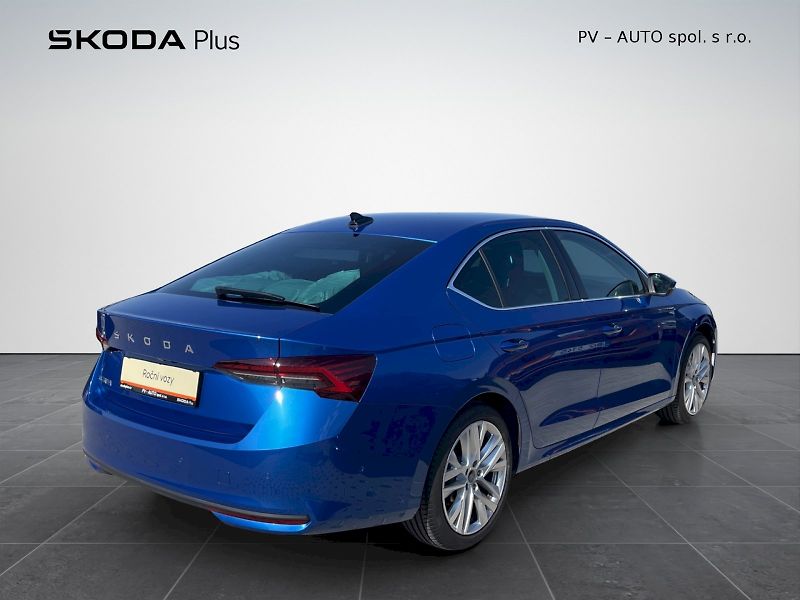 Škoda Octavia (2025) Exclusive Selection 2.0 TDI 11 - fotka 2 z 35