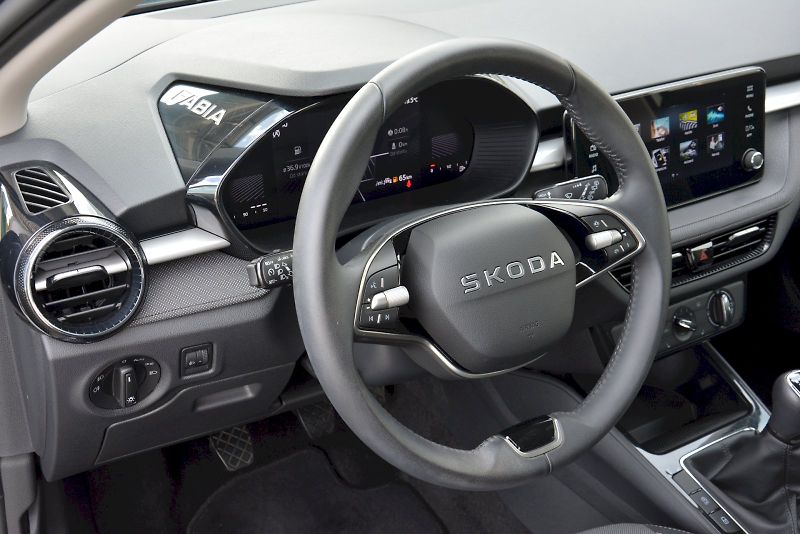 Škoda Fabia (2025) 1.0 TSI 70 KW Selection - fotka 12 z 22