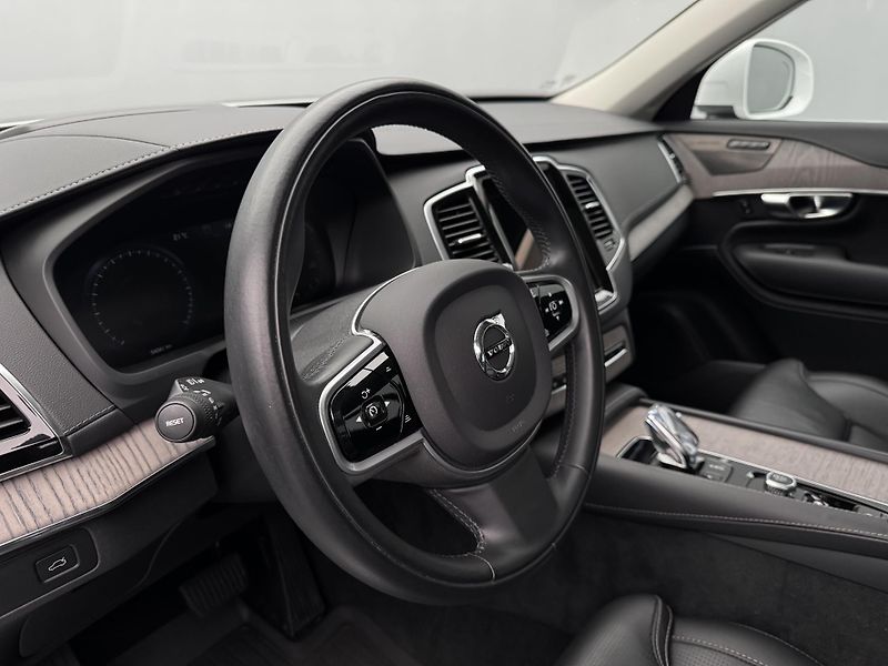 Volvo XC90 B5 AWD INSCRIPTION AUT CZ - fotka 27 z 55