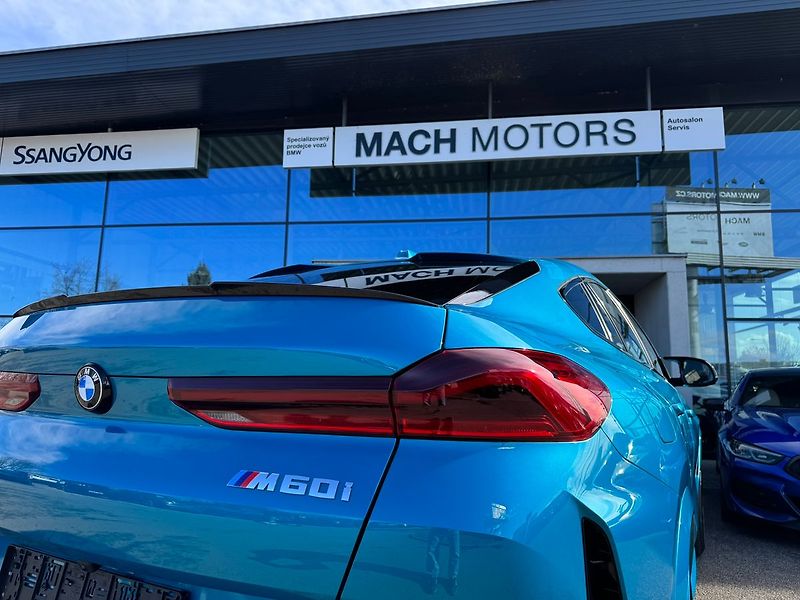 BMW X6 M60i xDrive TOP - fotka 16 z 31