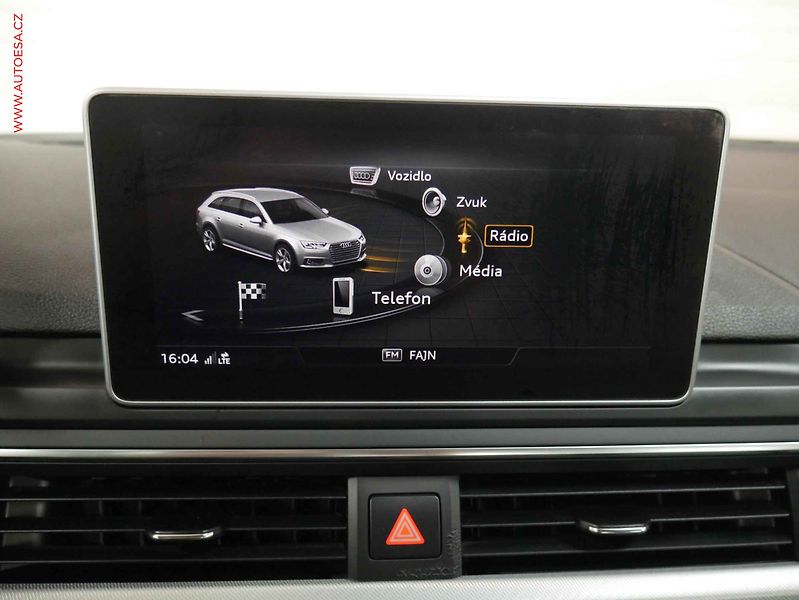 Audi A4 (2017) 2.0 TDI, 2.maj, AC, temp - fotka 14 z 23