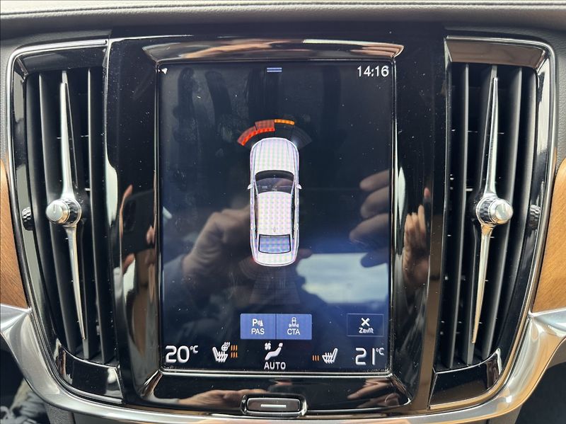 Volvo S90 2,0 D5 AWD INSCRIPTION DPH ČR - fotka 42 z 50