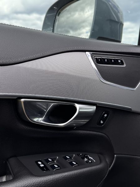 Volvo XC90 (2019) XC90 B5 nové turba, DPF a NOX  - fotka 15 z 18