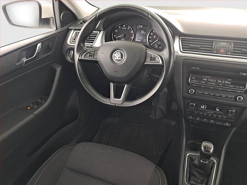 Škoda Rapid (2014) Spaceback 1.2 TSI, Tempomat - fotka 7 z 15