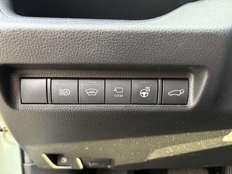 Toyota RAV4 2.5 HSD e-CVT AWD Adventure - fotka 15 z 22