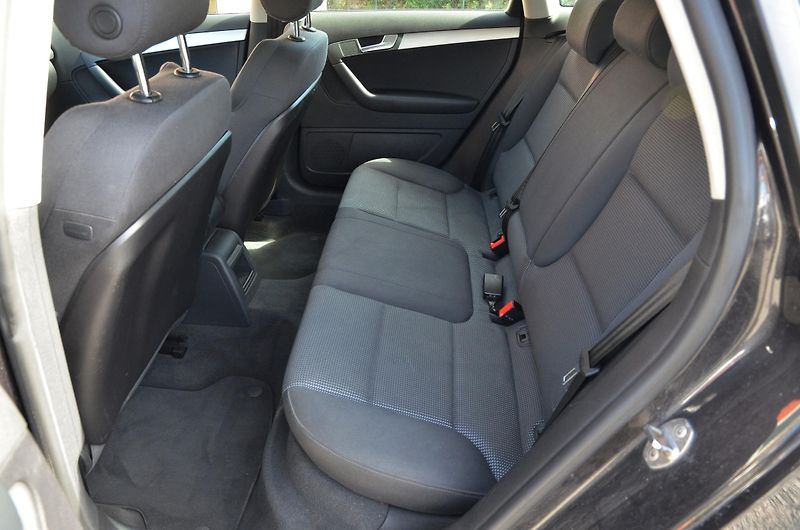 Audi A3 (2010) 1.4 TFSi 92kW / XENON /2x kola - fotka 12 z 29