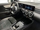 Mercedes-Benz CLA 250 e Shooting Brake AMG Line - náhled 18