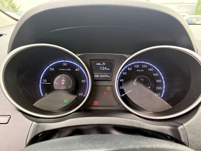 Hyundai ix35 (2010) CRDI 135 kW Premium 4X4 - fotka 11 z 29