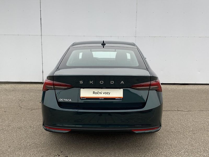 Škoda Octavia 1,5 TSI 85 kW Selection - fotka 6 z 26