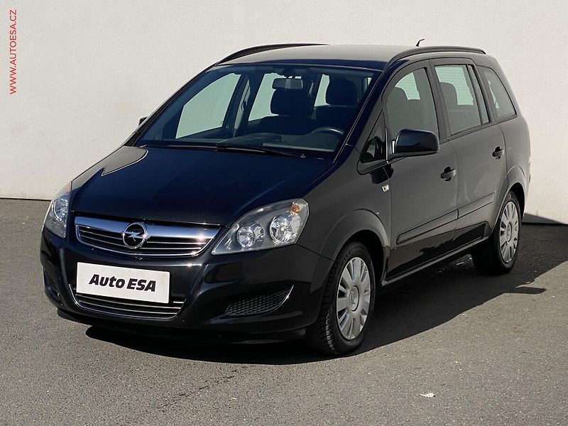 Opel Zafira (2012) 1.6i 7míst, Family - fotka 3 z 15