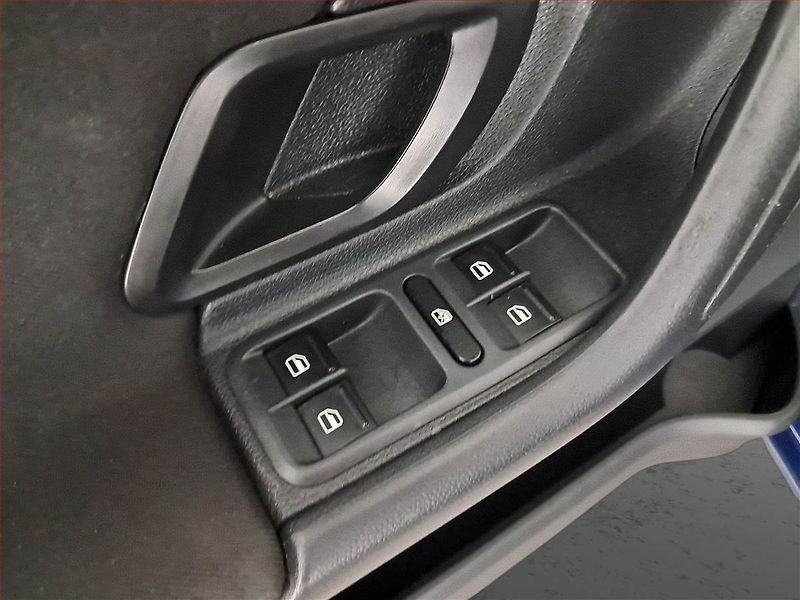 Škoda Fabia (2013) 1.6 TDI, Tempomat - fotka 15 z 16