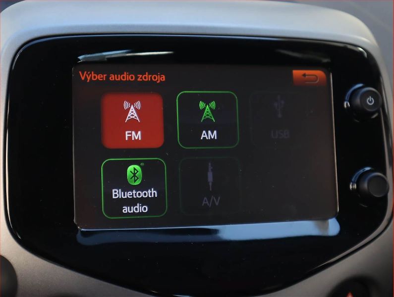 Toyota Aygo (2018) 1.0 VVT-i, Automat, Serv.kniha - fotka 17 z 17