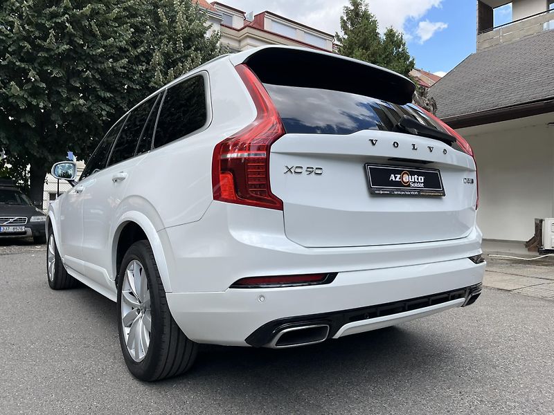 Volvo XC90 (2019) D5 AWD R-DESIGN, 7 MÍST - fotka 9 z 44