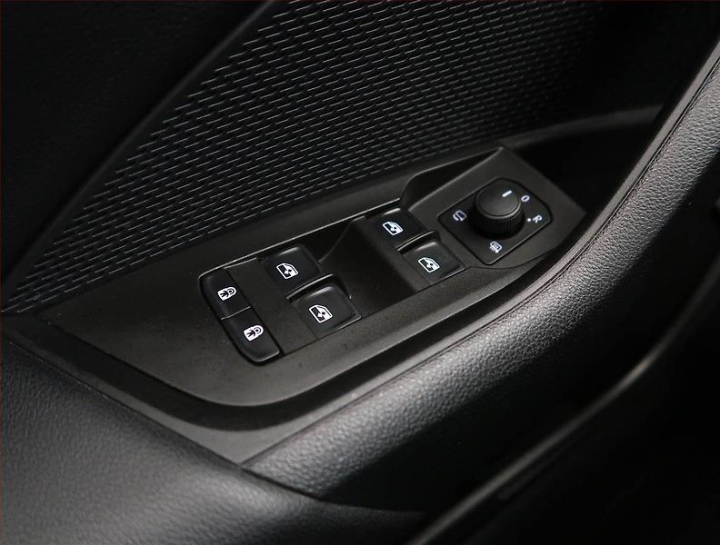 Škoda Octavia (2024) Ambition 2.0 TDI, digi klima - fotka 17 z 21