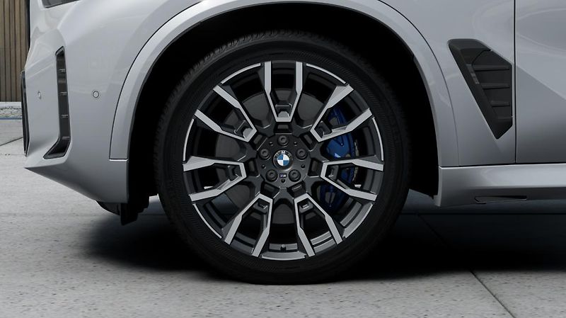 BMW X5 xDrive30d - fotka 8 z 14