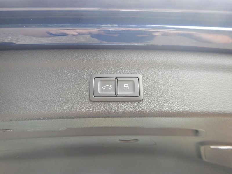 Audi Q3 S-LINE 1.5 TFSI, ČR, DSG - fotka 14 z 31
