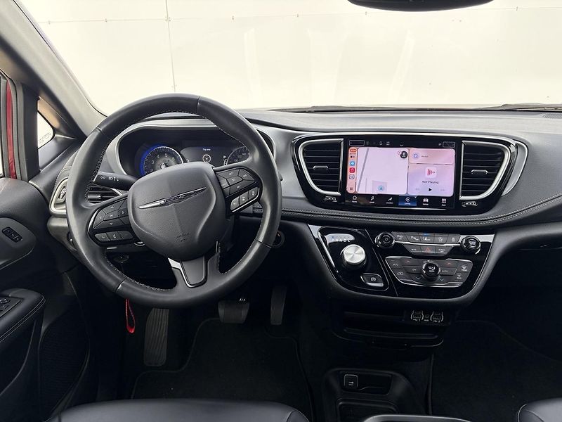 Chrysler Pacifica (2023) Touring L AWD S paket + LPG - fotka 9 z 30