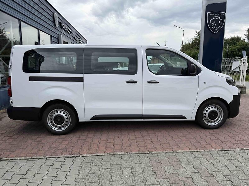 Peugeot Expert (2026) Combi L3 2.2 BlueHDi 150 MAN6 - fotka 6 z 22