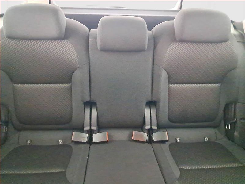 Škoda Yeti (2015) Elegance 2.0 TDI, 4X4, Xenony - fotka 10 z 19
