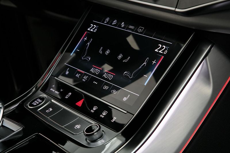 Audi Q7 3.0TDI 210kW S-Line 7míst Weba - fotka 25 z 42