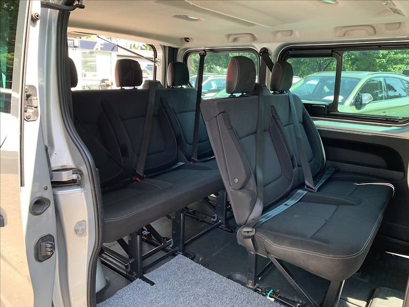 Renault Trafic 1,6 DCI ENERGY ČR,7.MÍST - fotka 15 z 19