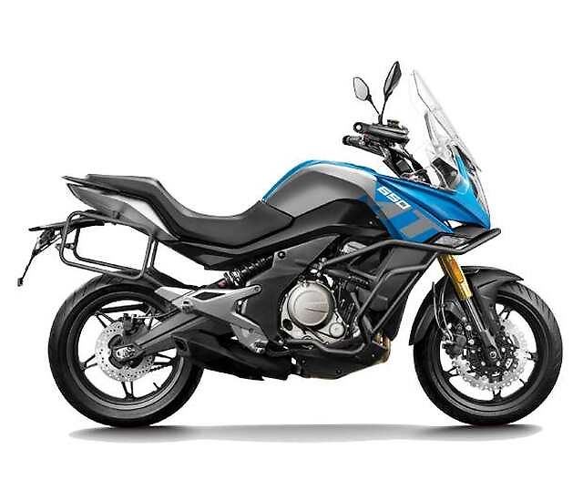 CFMOTO 650 MT (2022) - fotka 2 z 2