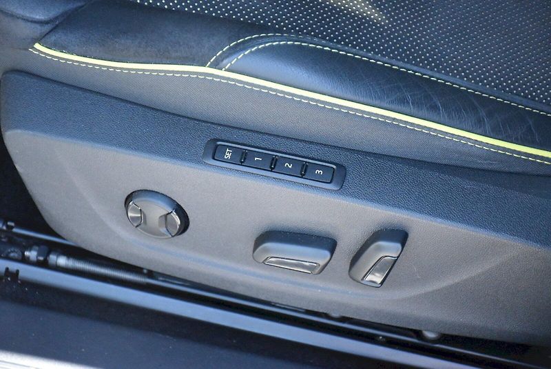 Škoda Enyaq (2023) 80 RS 220kW 4x4 - fotka 24 z 35