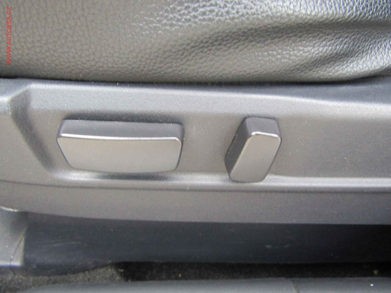 Citroën C4 Aircross (2013) 1.8HDi 4x4, Panorama - fotka 16 z 23