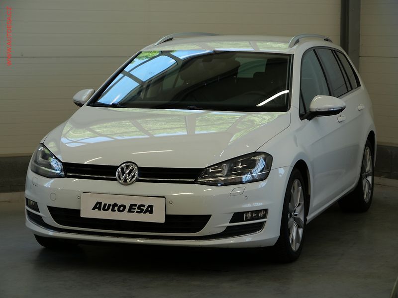 Volkswagen Golf (2016) 2.0 TDi, ČR, DSG, LED, navi - fotka 3 z 21