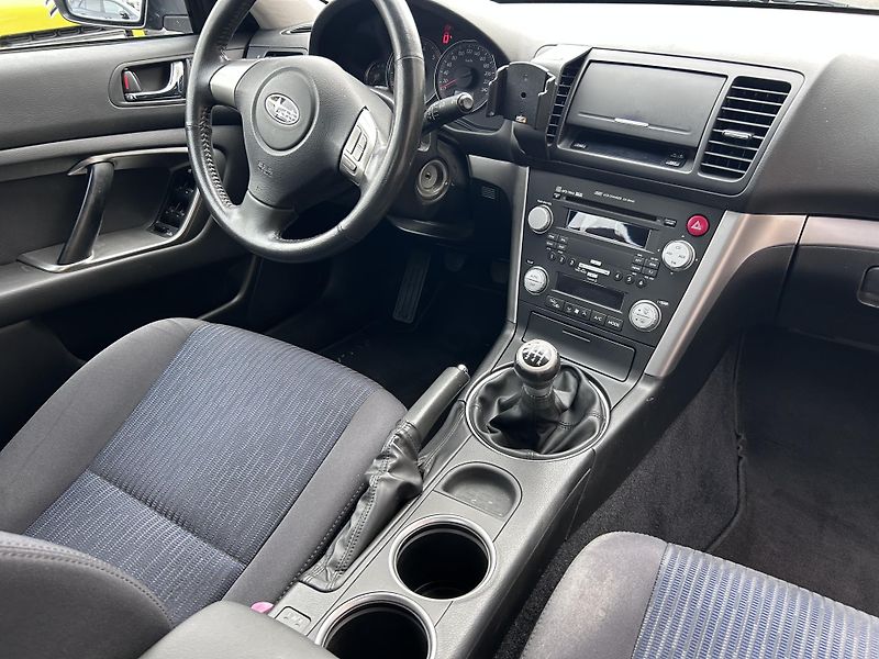 Subaru Legacy 2.0 D Active AWD - fotka 15 z 38