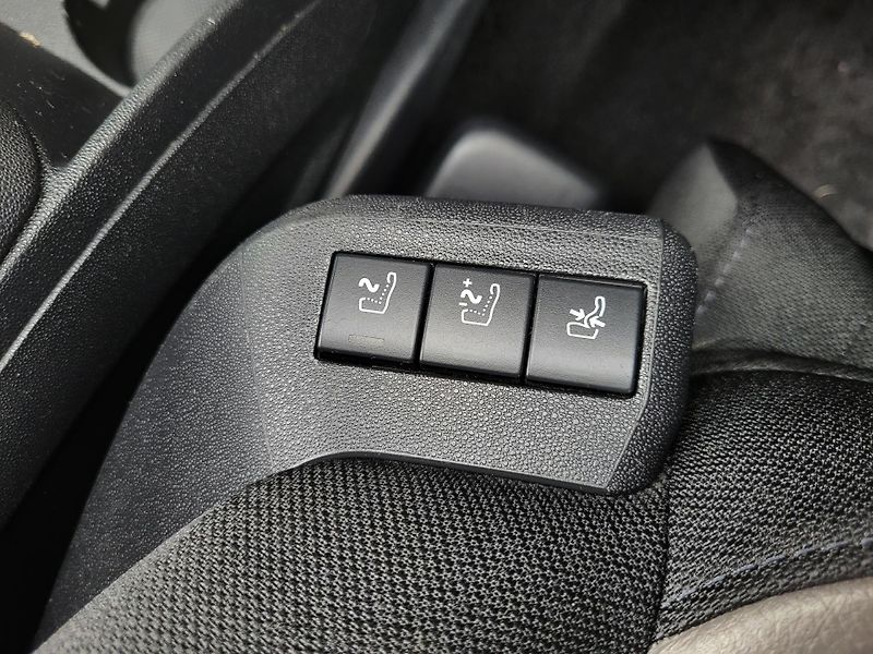 Citroën Grand C4 Picasso 2.0 eHDi autom EXCLUSIVE 7míst - fotka 25 z 48