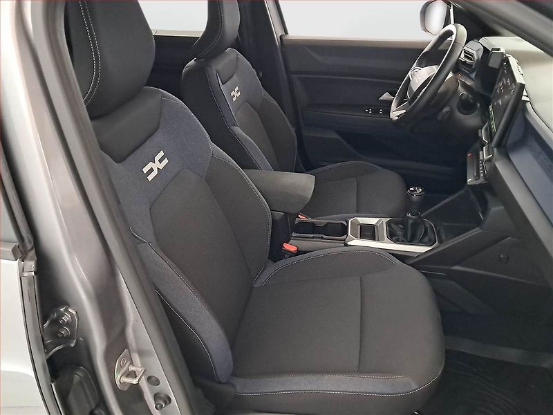 Dacia Duster (2024) Journey 1.0 TCe - fotka 9 z 18