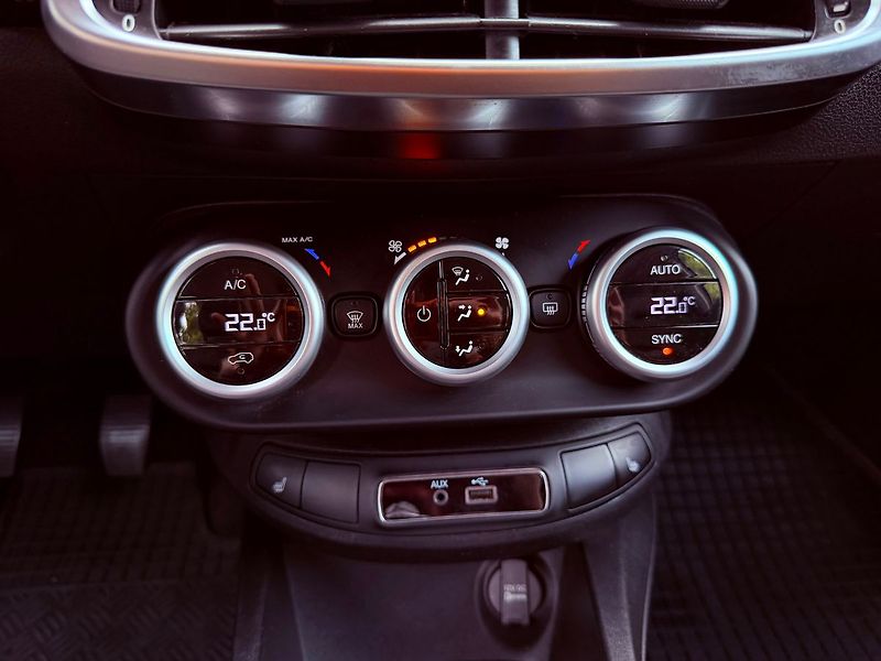 Fiat 500X 1.4 MultiAir Turbo, ČR - fotka 19 z 25
