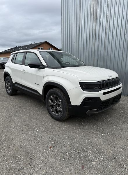 Jeep Avenger (2026) Longitude 1.2 Turbo 100 MT6 - fotka 4 z 6