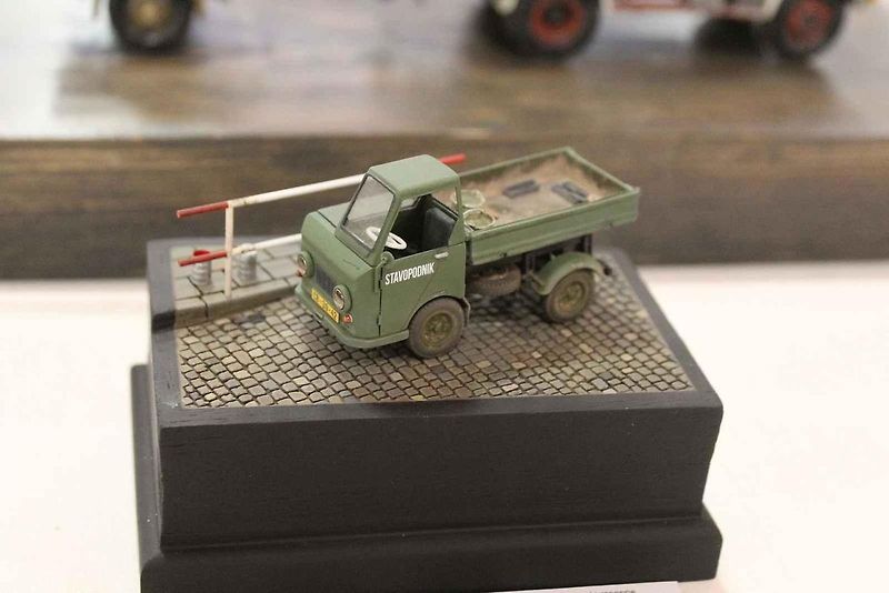 Vítězný model kategorie závodních vozů seniorů, Bugatti Type 35B Přemysla Bartoše. Se skutečným vozem si Eliška Junková dojela pro 5. místo při závodě Targa Florio 1928.