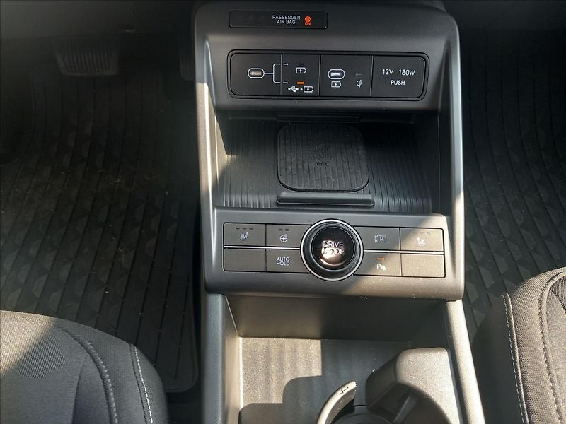 Hyundai Kona 0,0 EV PWR CZECH EDITION - fotka 10 z 22